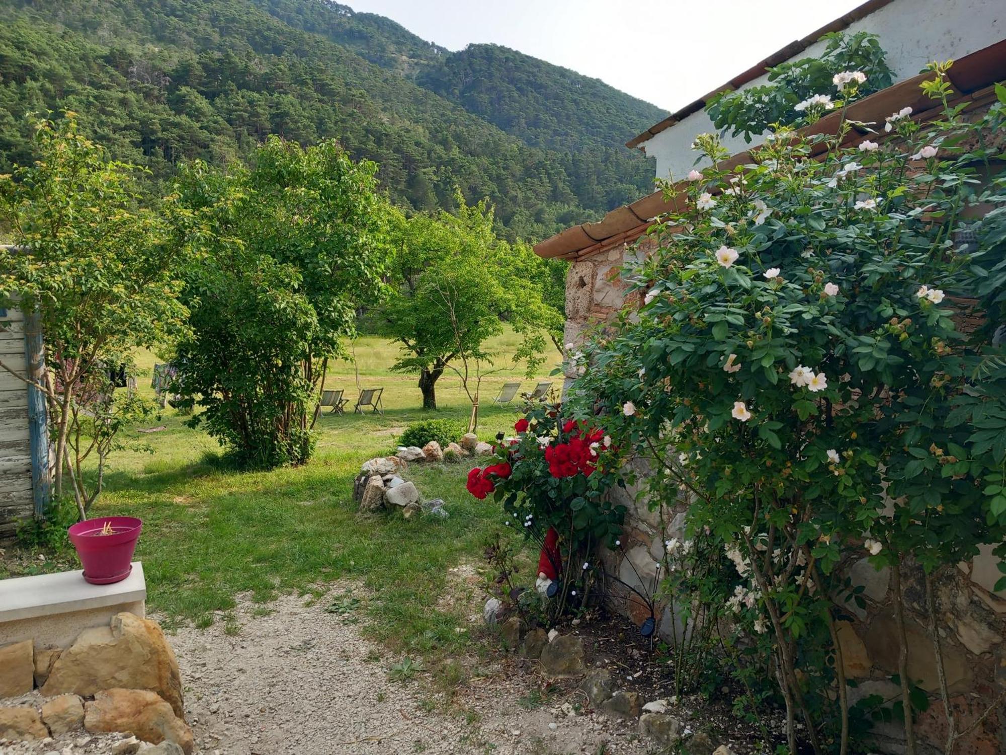 Gite La Mountagna Peyroules Luaran gambar